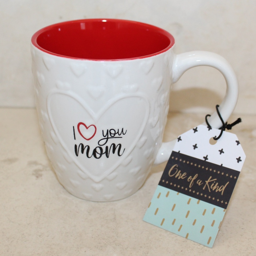 “I ♥️ you Mom” coffee mug (NWT)